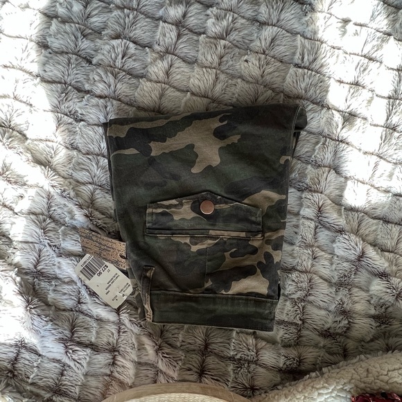 NWT • F21 Skinny Denim Fatigues - Picture 5 of 9